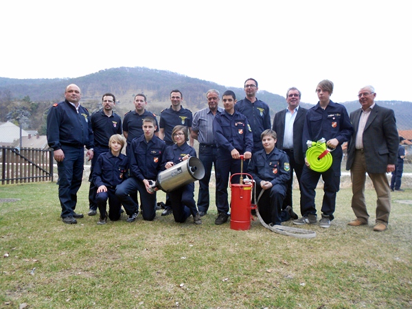 Freiwillige Feuerwehr Krems/Donau - FeuerwehrJUGEND - Wissenstestabnahme